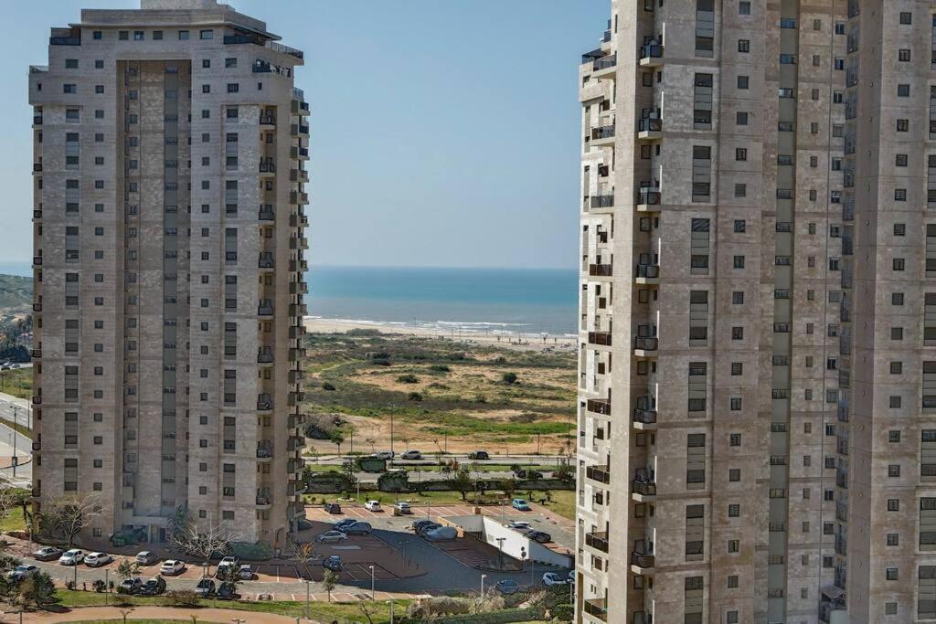 V-Home Dotan Apartment Netanya Exterior foto
